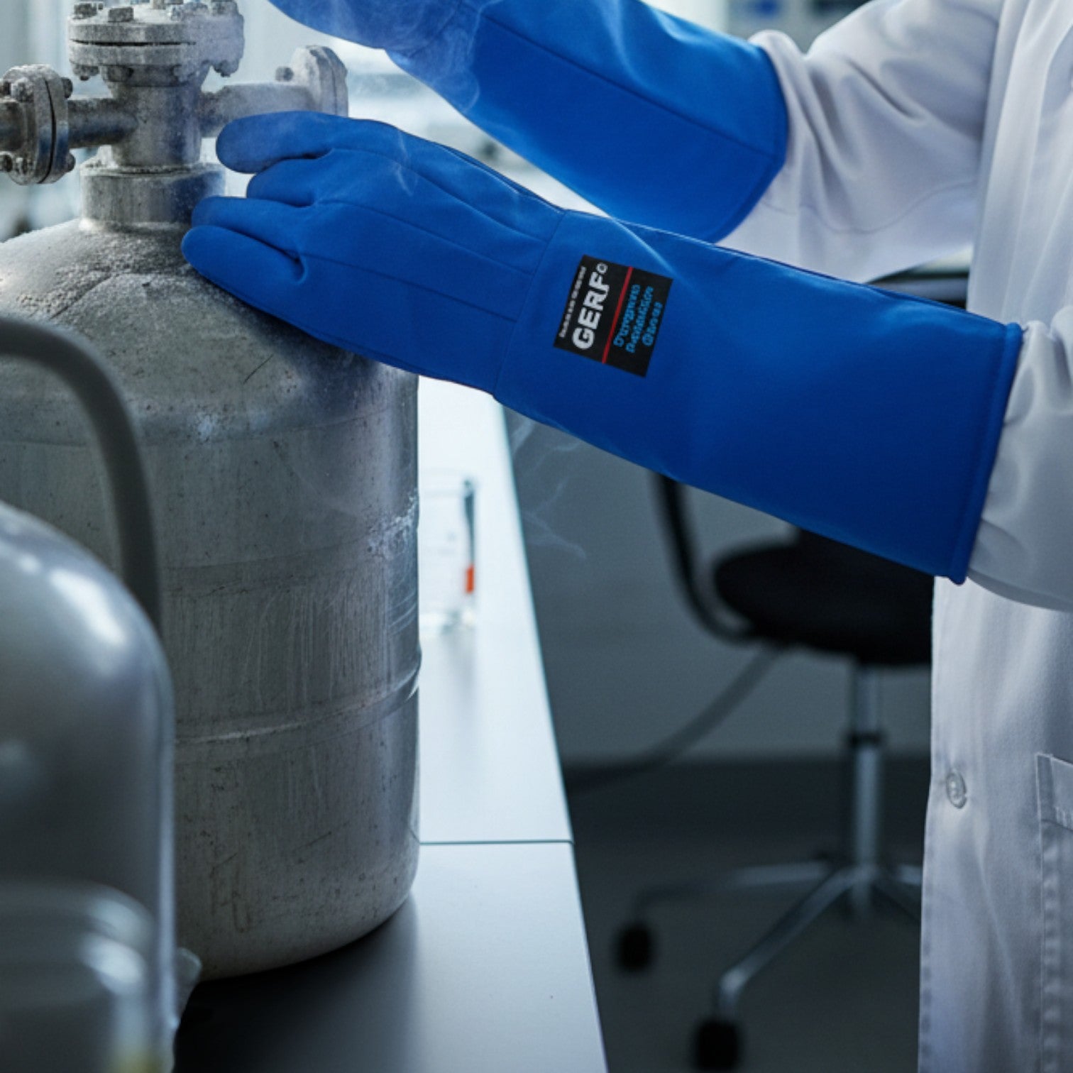 GERF® Certified Cryogenic Gloves, azules, impermeables, para protección en temperaturas ultra bajas hasta -196°C.